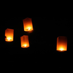 Sky Lanterns & Chinese Wish Lanterns